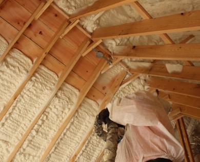 Top 3 Benefits of Choosing the Best Spray Foam Insulation Company in Toronto